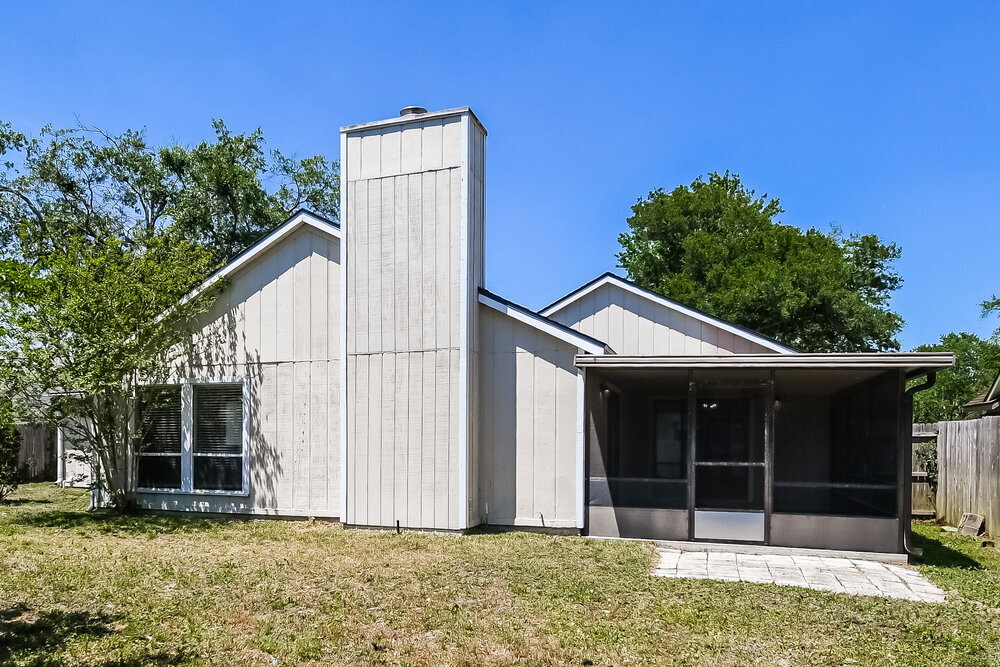 Building Photo - 7152 Holiday Hill Ct