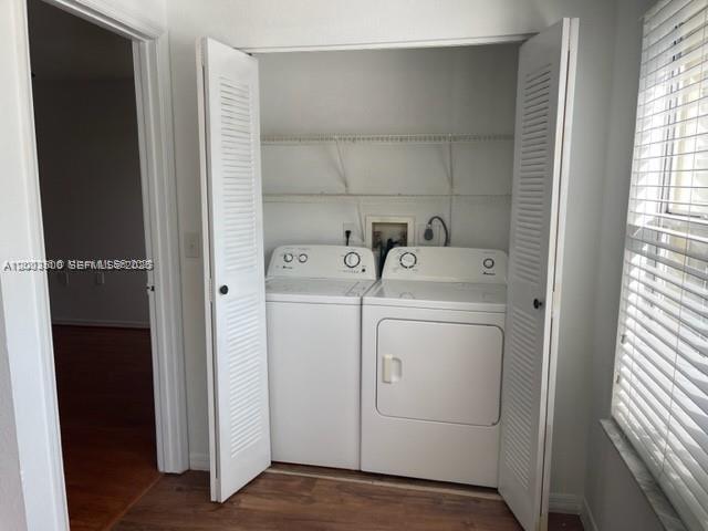 Building Photo - 565 Vista Isles Dr