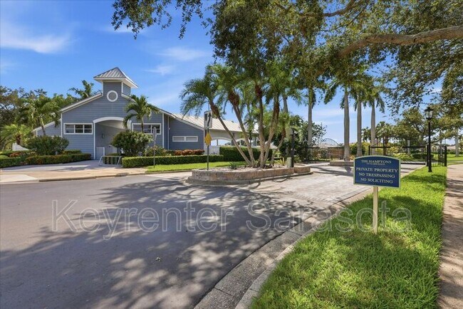 Building Photo - 4956 Bridgehampton Blvd