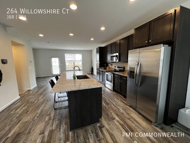 Building Photo - 264 Willowshire Ct