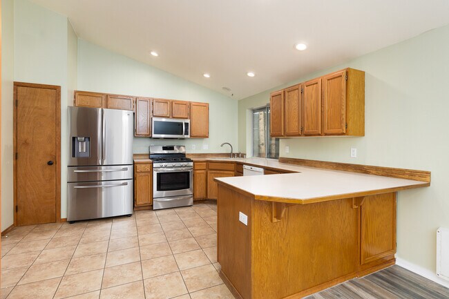 Building Photo - 8529 199th St Ct E