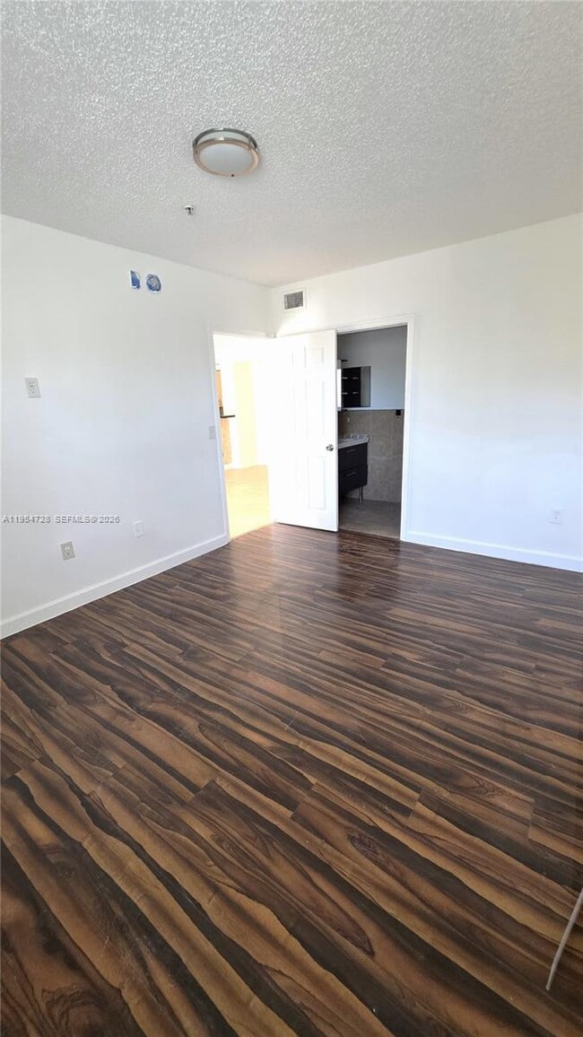 Building Photo - 2090 W Preserve Way