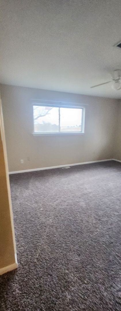 Building Photo - close to Goodyear... New Carpet! More phot...