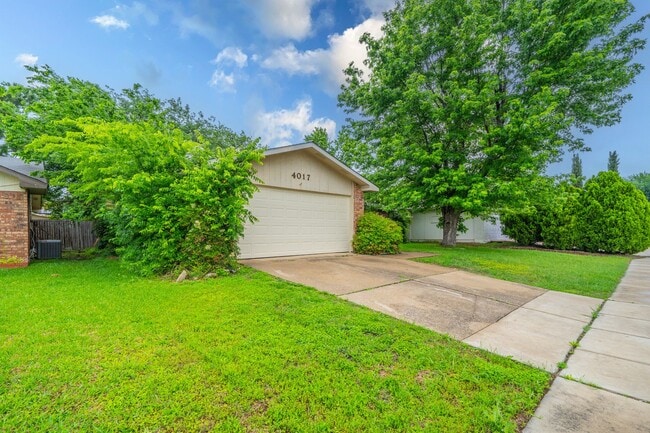 Building Photo - Move-In Ready 3-bed 2-bath!