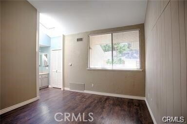 Building Photo - 94 Lakepines