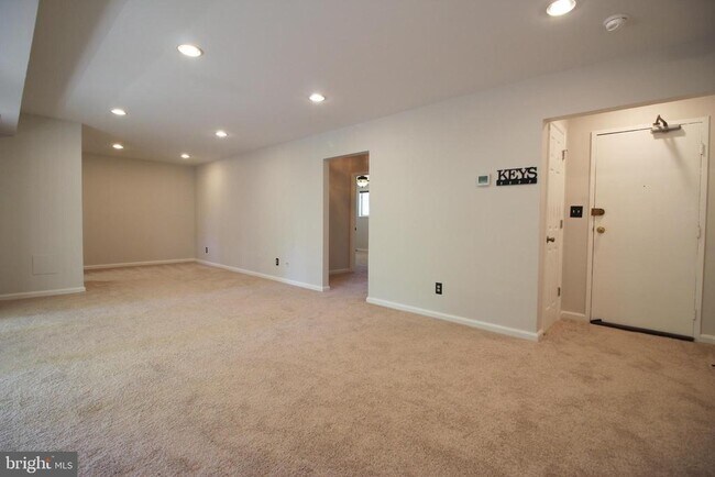 Building Photo - 2833 Kalmia Lee Ct