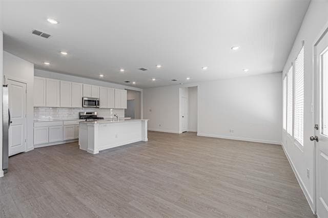 Building Photo - 10005 Warlander Dr