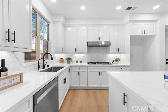 Building Photo - 67 Cienega