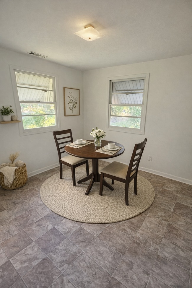 Building Photo - 4028 St Charles Pl