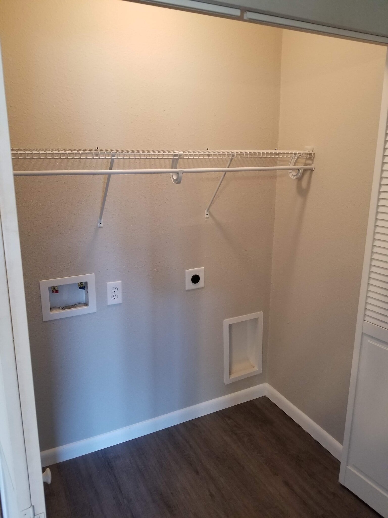 Utility room - 7417 Caddo Rd