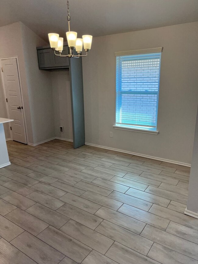 Building Photo - First Month Free!