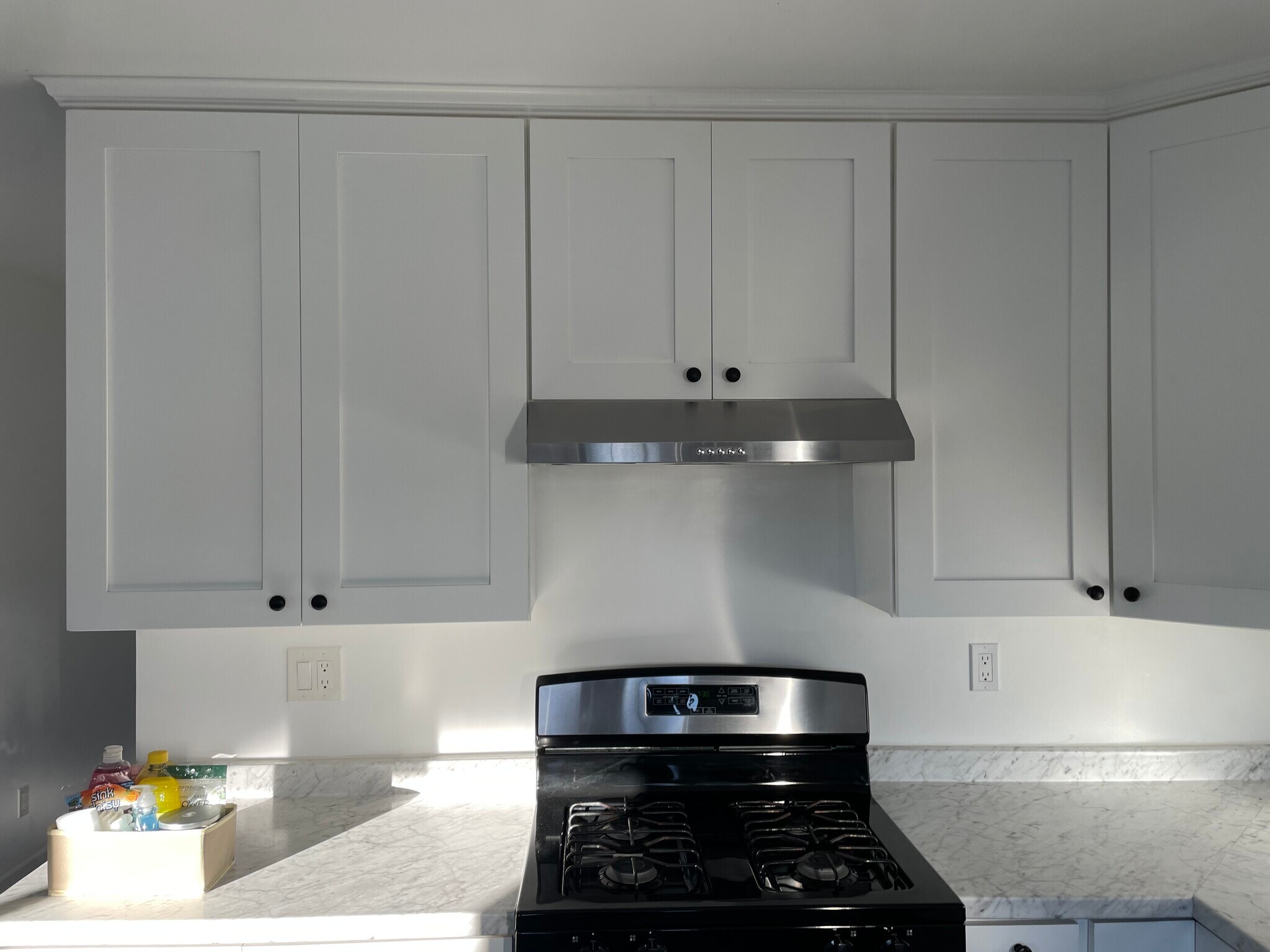 Building Photo - 265 E 69th Way