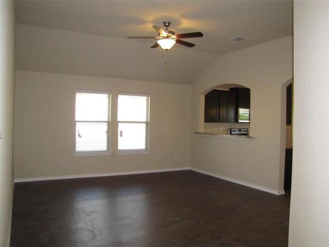 Building Photo - 3/2/2 Treaty Oaks! Great property Just in ...