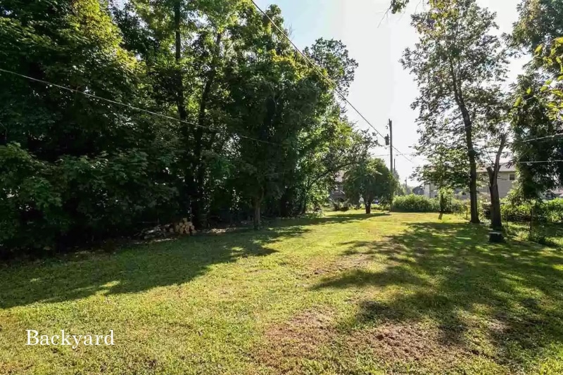 Building Photo - 1311 N Eisenhower Dr