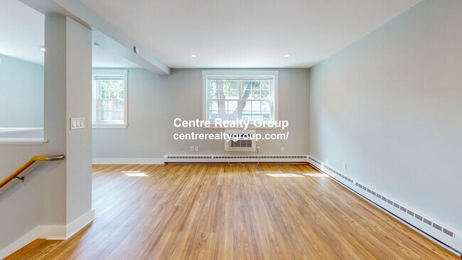 Building Photo - 132 Sherman St