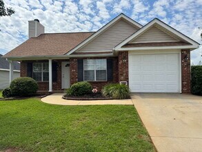 Building Photo - 207 Falkirk Dr