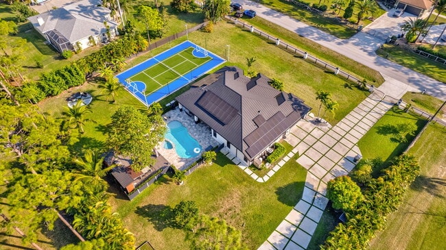 Building Photo - 13803 Citrus Grove Blvd