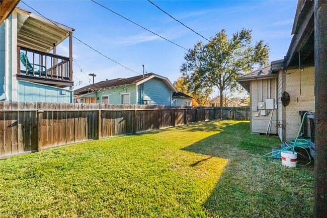 Building Photo - 3108 Indiana St