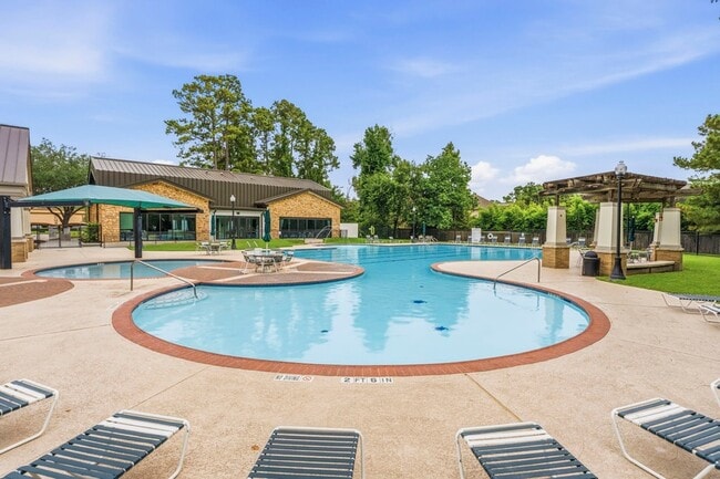 Building Photo - 27730 Geneva Hills Ln