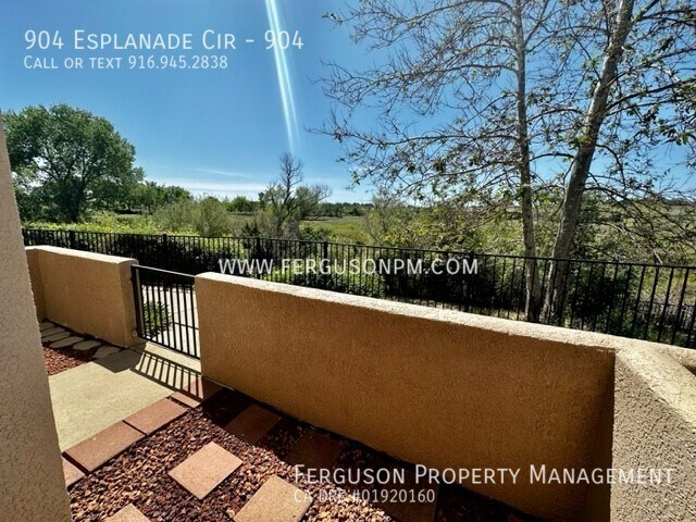 Building Photo - Move In Ready Folsom Home with Greenbelt V...