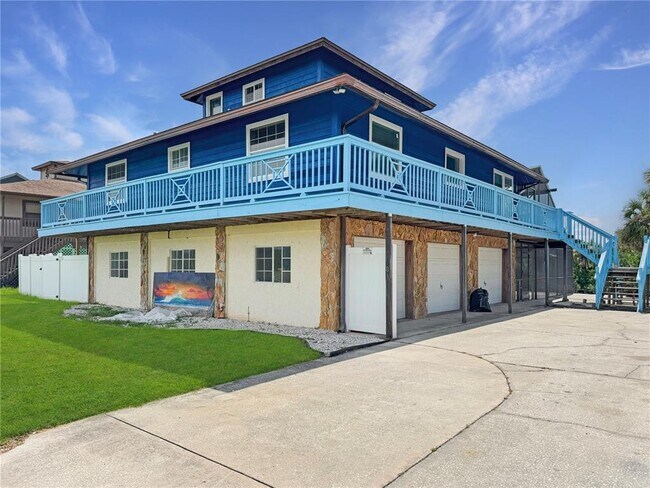 Building Photo - 9903 Bay Dr