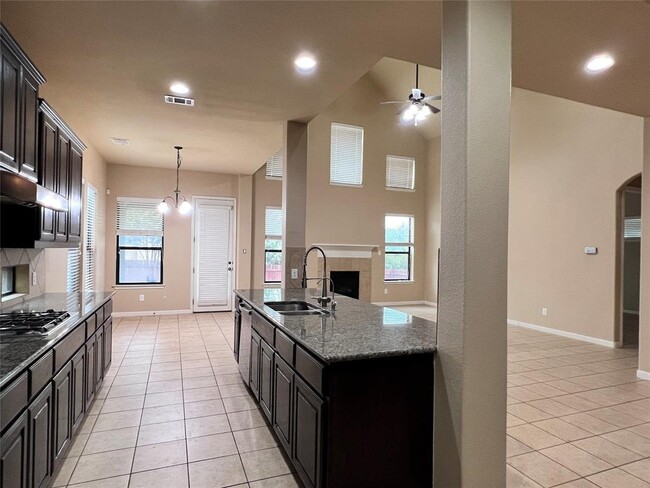 Building Photo - 108 Cascada Lane
