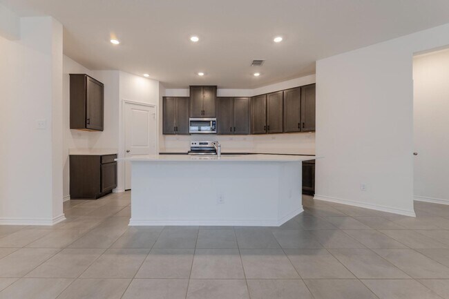 Building Photo - 9507 Reinhartz Wy