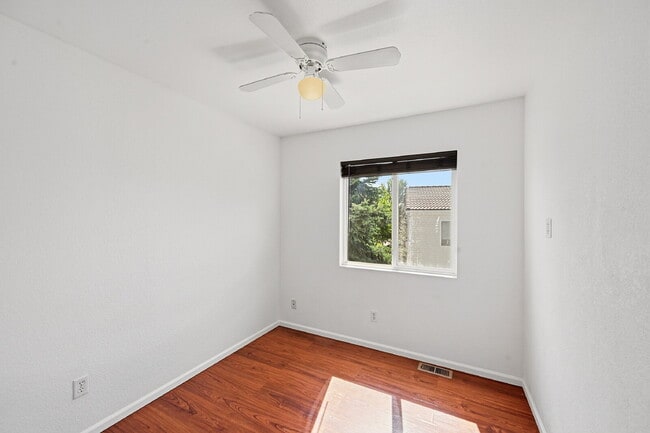 Building Photo - $2,345.95 with $1000 off the first month's rent, 3 Beds - 1 Bath, Single Family Home in Denver wi...