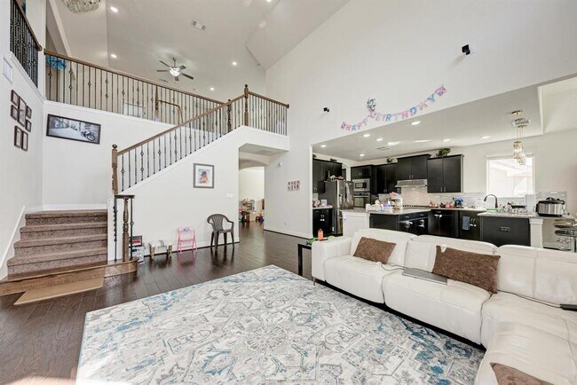 Building Photo - 5304 Cipriano Dr