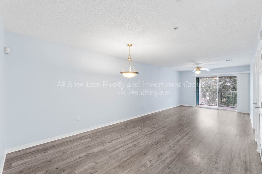 Building Photo - 4276 Calinda Ln