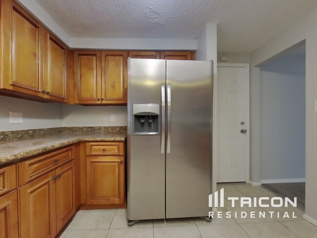 Building Photo - 3926 Cochise Terrace