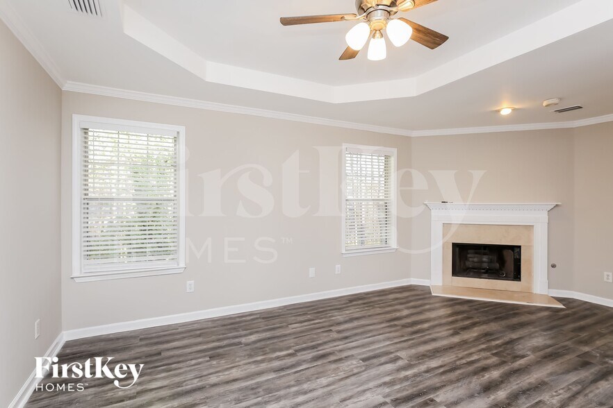 Building Photo - 620 Victoria Station Blvd NE