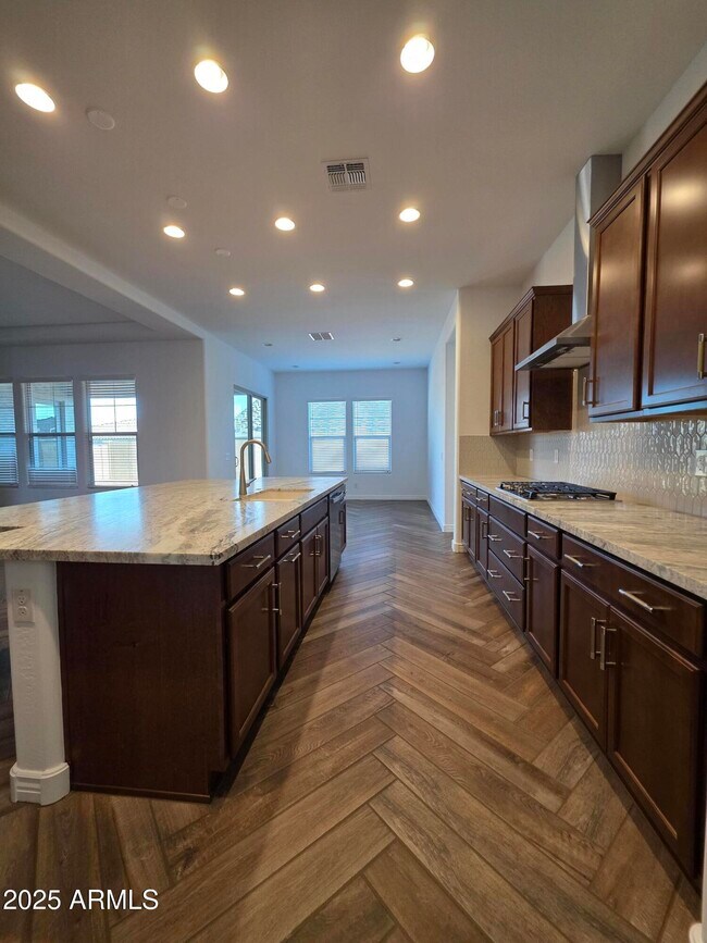 Building Photo - 7641 W Staghorn Rd