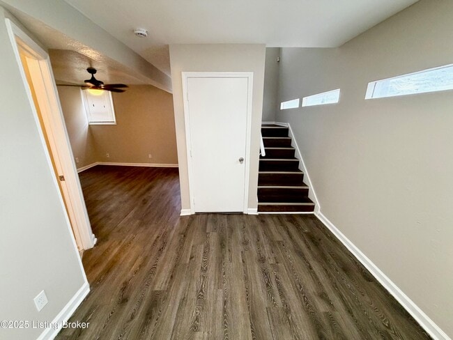 Building Photo - 510 S 15th St