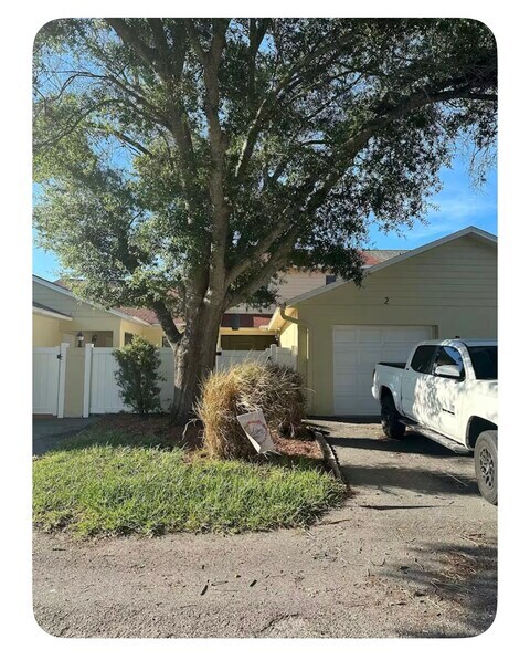 Front - 2771 Summerdale Dr