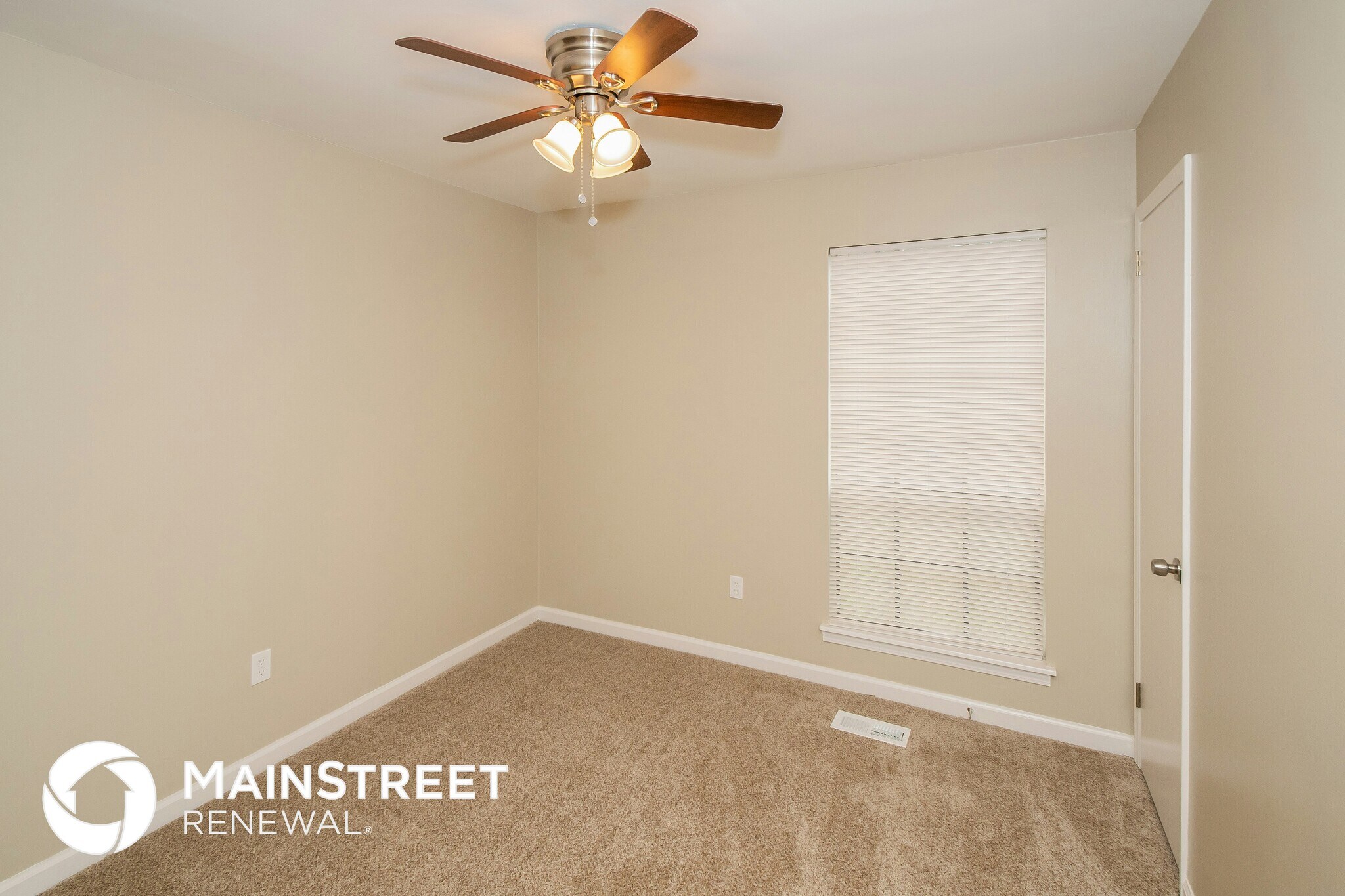 Building Photo - 102 Moonglow Dr