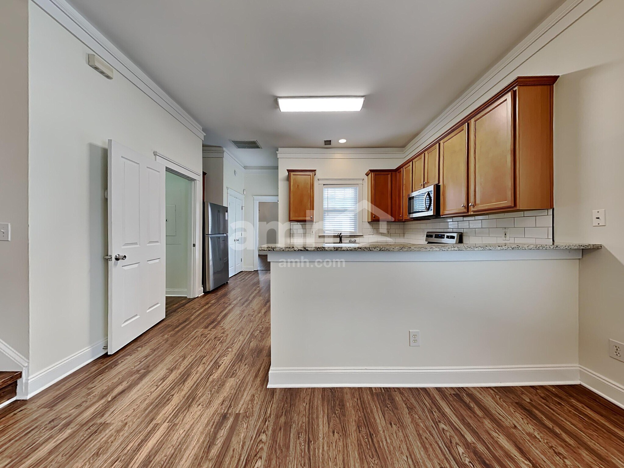 Building Photo - 206 Hydrangea St