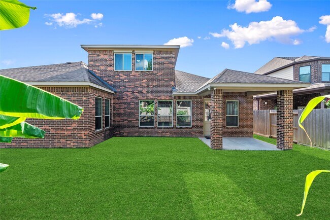 Building Photo - 10510 Trinity Springs Dr