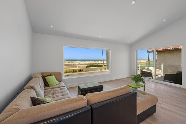 Building Photo - 92 Trinidad Bend