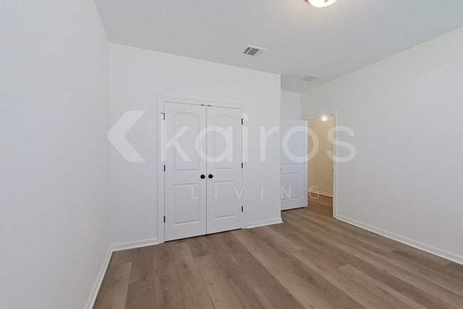 Building Photo - 108 Hendrix Rd