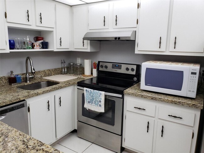 Primary Photo - 4160 Inverrary Dr