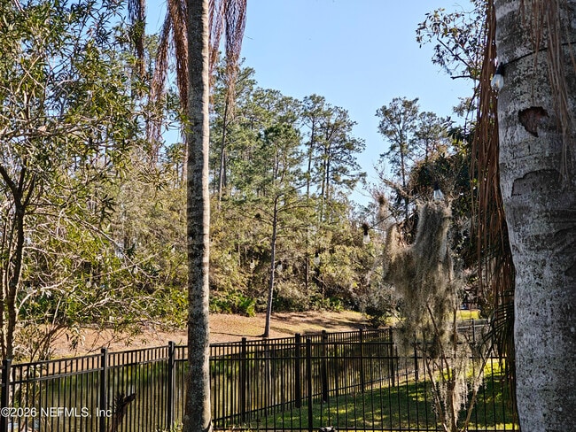 Building Photo - 1563 Lakeway Dr