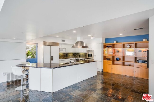 Building Photo - 2397 Nalin Dr