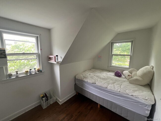 Building Photo - 184 Johnson Rd