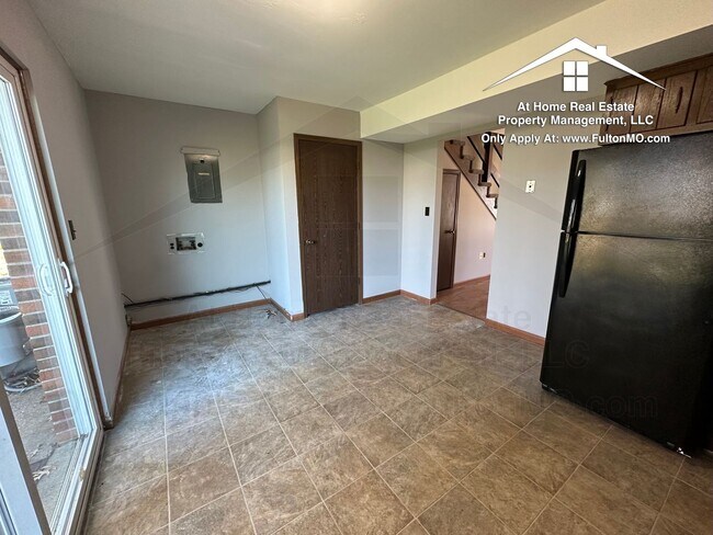 Building Photo - 531 Collier Ln