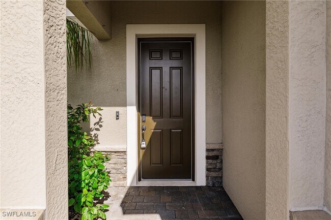 Building Photo - 14599 Cantabria Dr