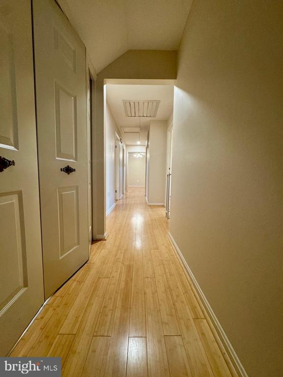 Building Photo - 20333 Pleasant Ridge Dr