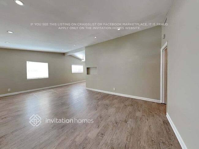 Building Photo - 18612 Arminta St