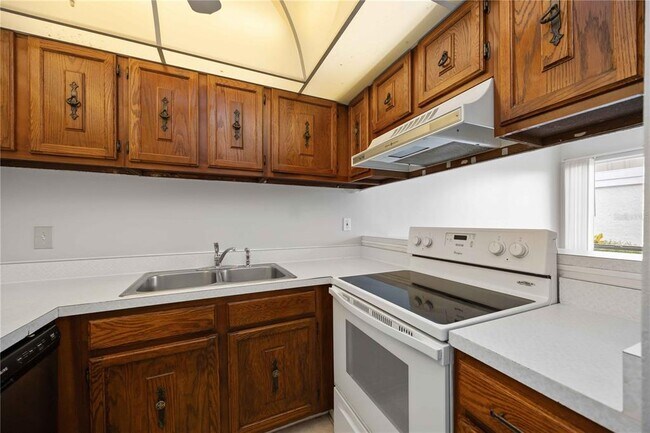 Building Photo - 4001 S Beneva Rd