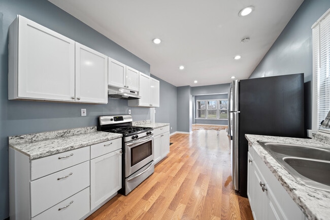 Building Photo - 1673 Calvert Ave